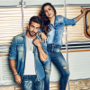 Anitta e Erasmo Viana em campanha para marca de jeans sustentável