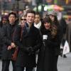 Lea Michele e Chris Colfer são flagrados gravando 'Glee' em Nova York. Estas são cenas da quarta temporada da série