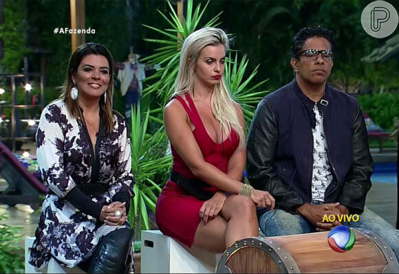A Roça da noite de terça-feira, 13 de outubro de 2015, foi formada por Mara Maravilha, Veridiana Freitas e Luka Ribeiro