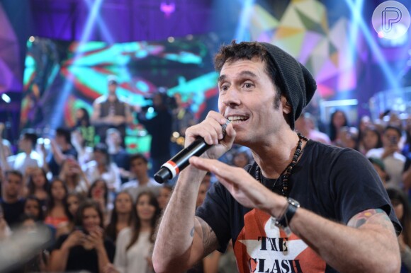 Dinho Ouro Preto e sua banda, Capital Inicial, vão comandar as atrações de rock no 'Show da Virada' da TV Globo