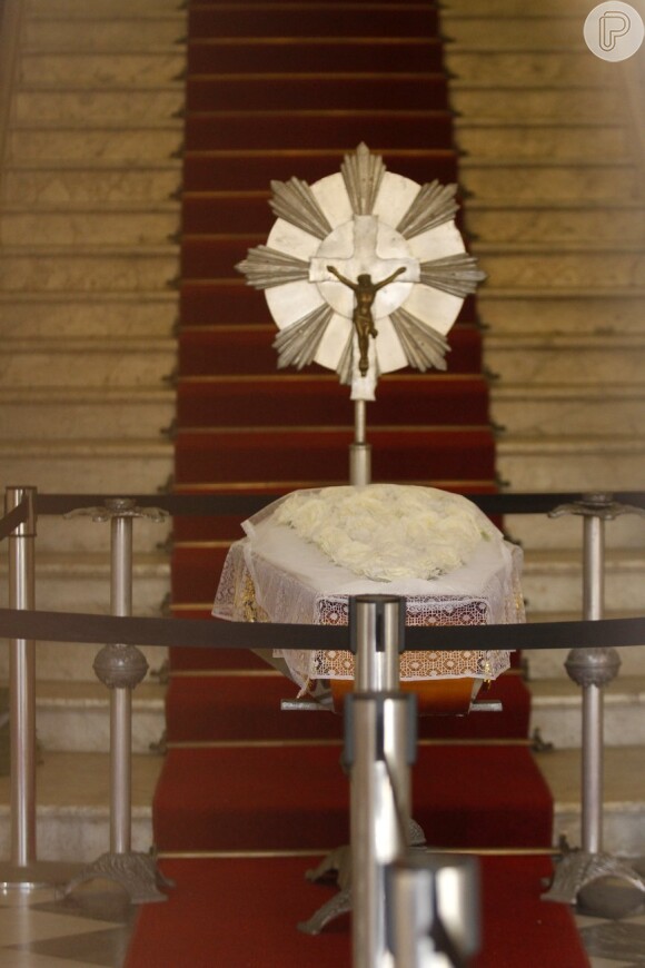 Famosos se despedem de Luiz Carlos Miele, em velório que acontece na Câmara Municipal do Rio nesta quinta-feira, 15 de outubro de 2015