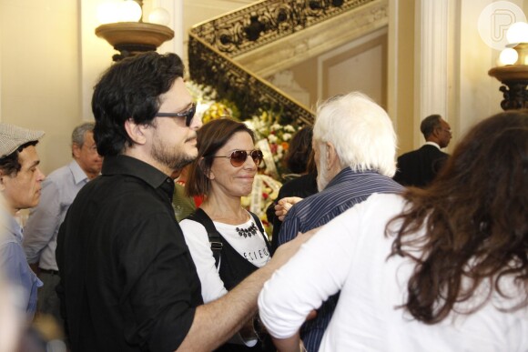 Famosos se despedem de Luiz Carlos Miele, em velório que acontece na Câmara Municipal do Rio nesta quinta-feira, 15 de outubro de 2015