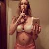 Luana Piovani mostrou em seu Instagram sua barriga, ainda inchada, após o nascimento dos gêmeos
