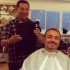 Há pouco tempo, Gugu postou em sua conta no Instagram uma foto de sua ida ao salão do cabelereiro Jassa, amigo de Silvio Santos, para mudar o visual