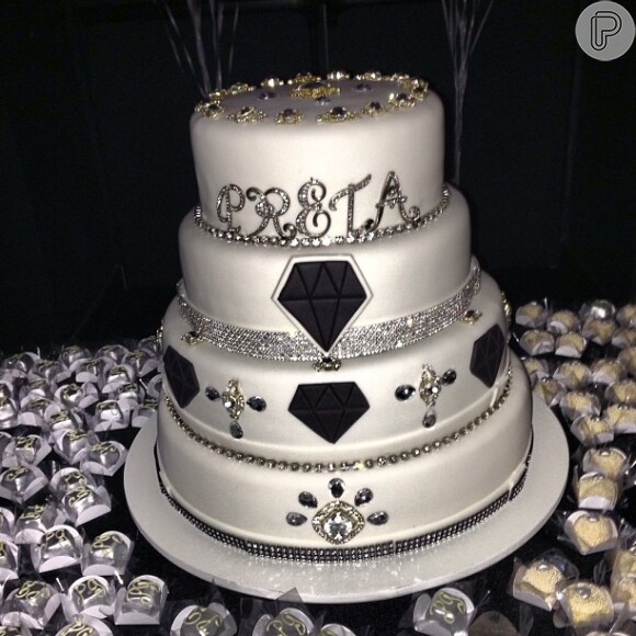 David Brazil publica foto do bolo de aniversário de Preta Gil