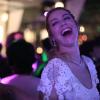 Luana Piovani se divertiu na pista de dança após o casamento com Pedro Scooby