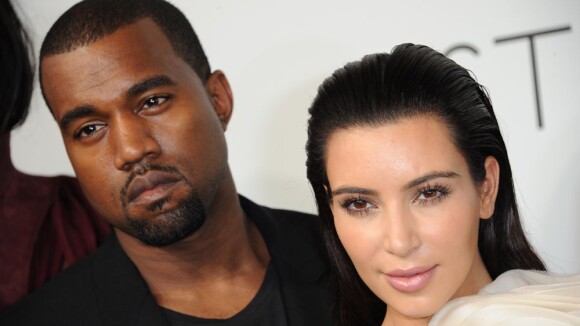 Kanye West acusa a família de Kim Kardashian de avisar paparazzi sobre saída
