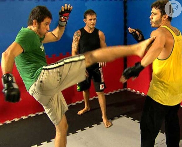 No remake de 'Guerra dos Sexos', Thiago Rodrigues e Eriberto Leão interpretaram lutadores de MMA