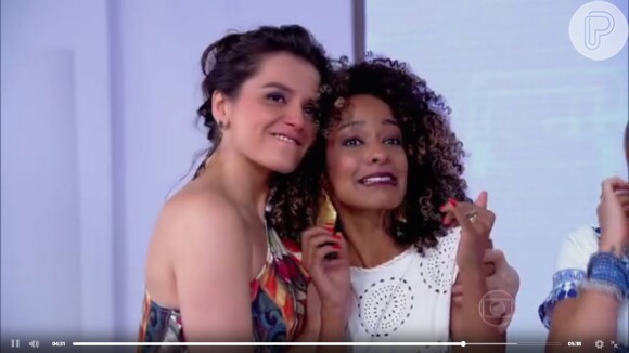 Mônica e Aline Prado se emocionaram ao falar da saída da apresentadora