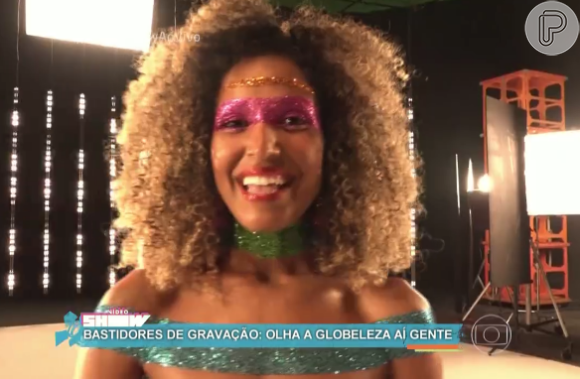 Erika disse improvisar na hora do samba: 'ao natural fica mais legal'