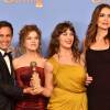 Gael García Bernal, Bernadette Peters, Lola Kirke e Saffron Burrows receberam o Globo de Ouro de melhor série de comédia ou musical por 'Mozart in the jungle'