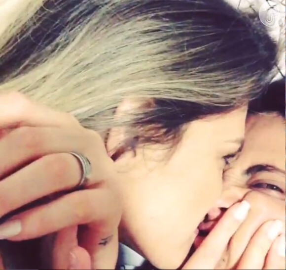 Thammy Miranda completa 31 anos em 3 de setembro de 2013 e ganha beijo da namorada, Nilceia