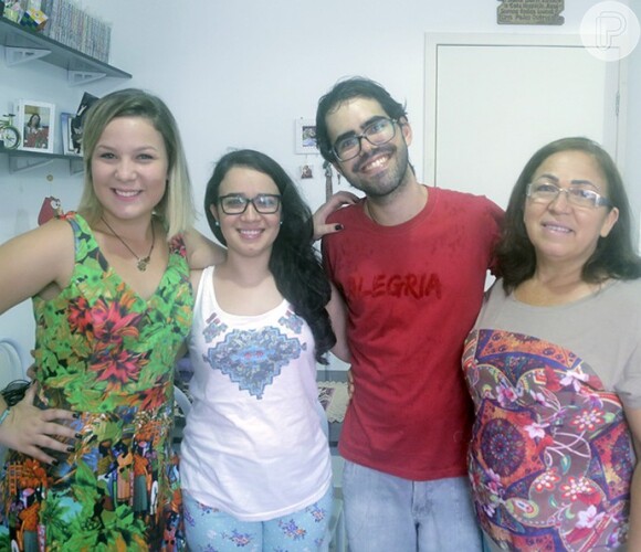Maria Claudia Macedo conta com a ajuda da família para vencer o 'Big Brother Brasil 16'