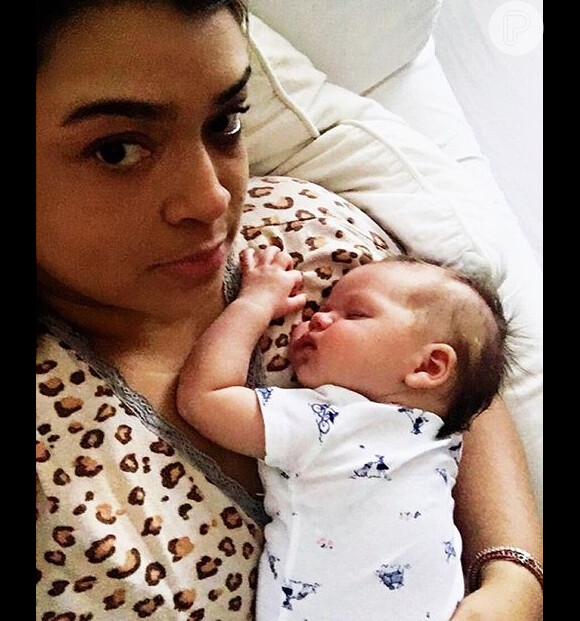 Preta Gil compartilhou momento fofo com a neta em seu Instagram: 'Minha luz'