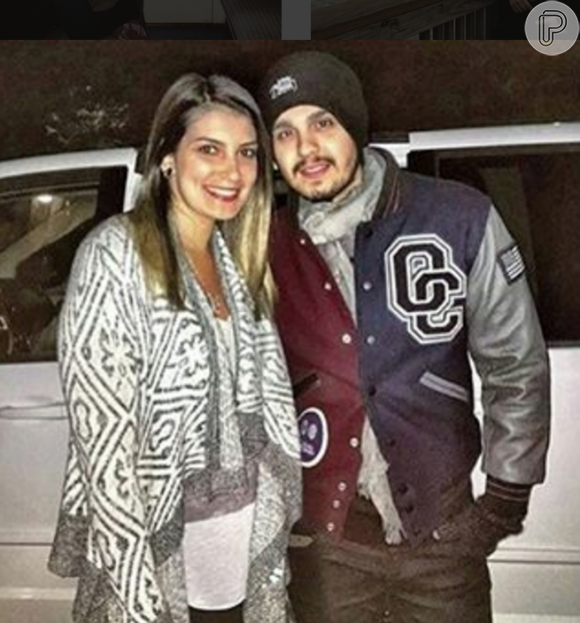 Luan Santana está de férias em Orlando com a namorada, Jade Magalhães, a irmã, Bruna Santana e amigos