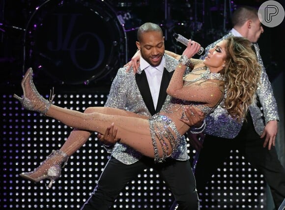 Jennifer Lopez ousou na estreia de sua turnê em Las Vegas, nesta quarta-feira, 20 de janeiro de 2016