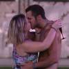 Maria Claudia e Matheus deram o primeiro beijo do 'Big Brother Brasil 16', neste domingo, 24 de janeiro de 2016