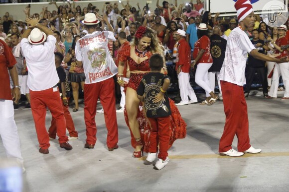 Viviane Araújo brilha no ensaio técnico do Salgueiro na Sapucaí, neste domingo, 24 de janeiro de 2016