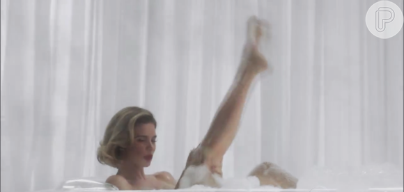 Fernanda Lima sensualizando no 'Amor & Sexo' desse sábado, 23 de janeiro de 2016