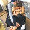 Gisele Bündchen posta foto do marido, Tom Brady, abraçado aos filhos, Vivian e Benjamin nesta segunda-feira, 25 de janeiro de 2016