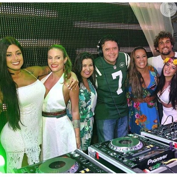 Aline Riscado e Felipe Roque curtiram juntos shows como o do DJ Marlboro