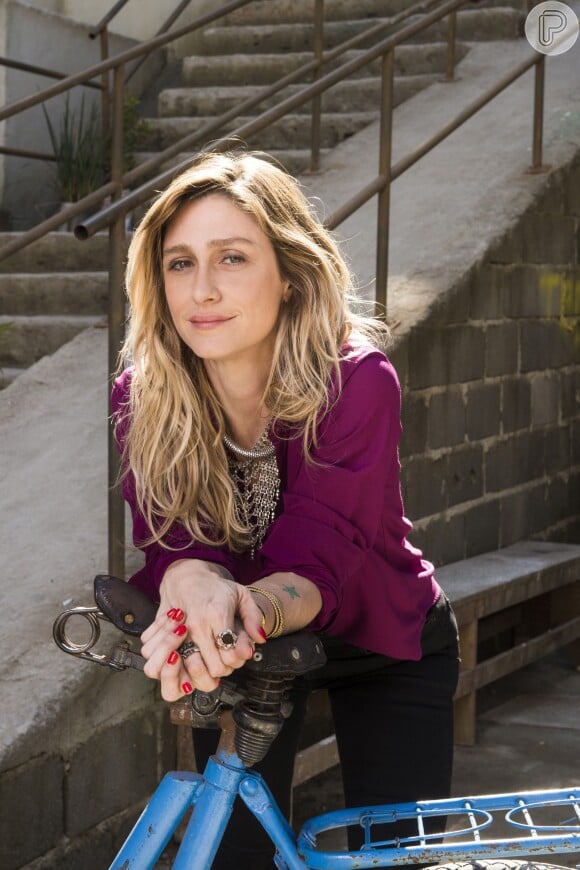 Amora Mautner é a diretora da novela 'A Regra do Jogo'