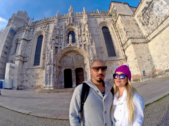 O casal visitou lugares históricos de Portugal e Espanha