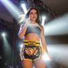 Anitta usou um look de lutadora para o primeiro ensaio do Bloco das Poderosas no Monte Líbano, Zona Sul do Rio