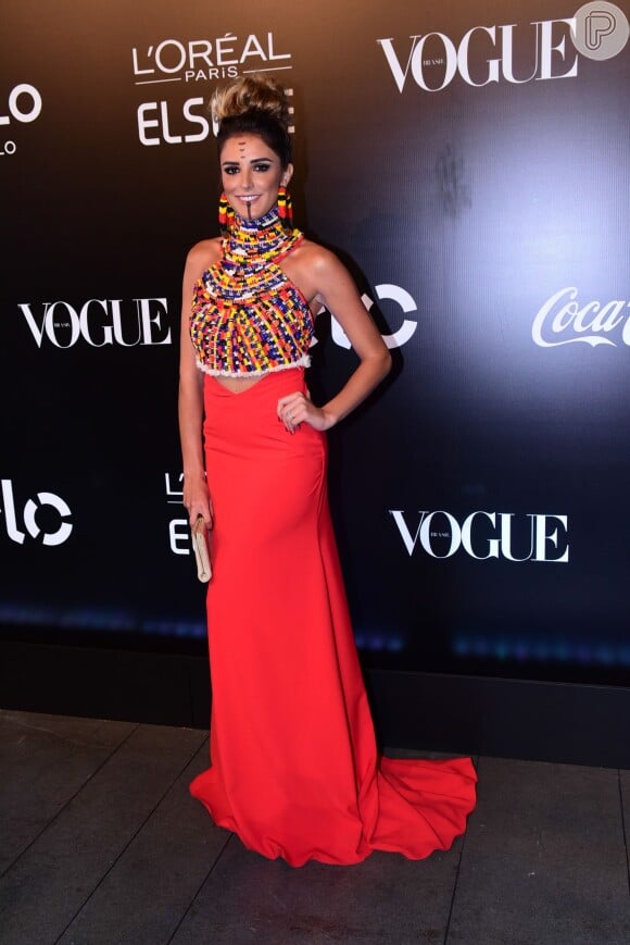 Rafa Brites escolheu vestido Trinitá para o Baile da Vogue, nesta quinta-feira, 28 de janeiro de 2016