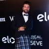 Bruno Gagliasso não teve medo de ousar no look para o Baile da Vogue 2016 e apostou em uma kilt, a 'saia' em estampa xadrez usada pelos escoceses