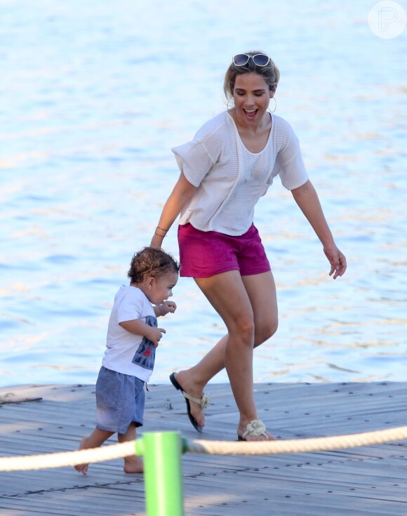 Wanessa passeou com os filhos, José Marcus e João Francisco, na Lagoa Rodrigo de Freitas nesta terça-feira, 2 de fevereiro de 2016