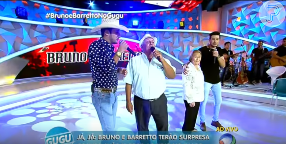 No palco, Gugu recebeu ao vivo a dupla sertaneja Bruno & Barreto