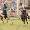 Os atores também vêm praticando aulas de equitação. Mateus Solano vem praticando a modalidade com o ator Nikolas Antunes