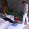 Renan conta a Daniel que não ficou à vontade dormindo na mesma cama que Juliana
