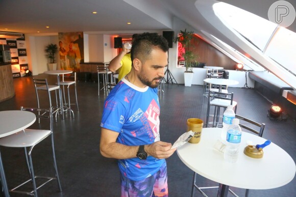 Luciano Camargo visitou o camarote sertanejo na Sapucaí, Rio de Janeiro, nesta sexta-feira, 05 de fevereiro de 2016.