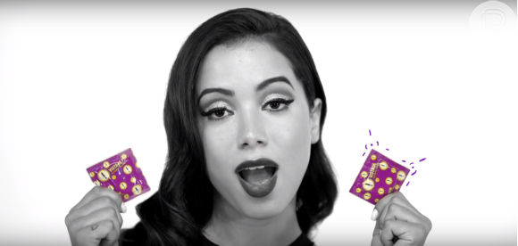 Anitta em campanha da Prefeitura do Rio que incentiva o uso de preservativos