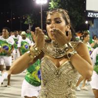 Anitta revela já ter vivido amor de Carnaval: 'Acabou a festa, acabou o amor!'