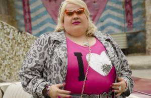 Após a explosão de Redonda, Bitela (Vera Holtz) aparece em 'Saramandaia'