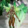Juju Salimeni apostou em um body que simulava tapa-sexo para estrear no Carnaval do Rio