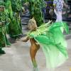 Carnaval 2016: Juju Salimeni esbanja boa forma no desfile da Unidos da Tijuca, na madrugada de 8 de fevereiro de 2016