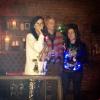 Katy Perry também estava presente na festinha, em 18 de dezembro de 2012