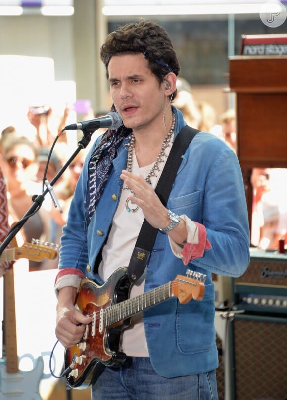 John Mayer foi diagnosticado com um granuloma na garganta em 2011