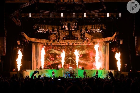 Os fãs da banda podem esperar muitos efeitos de iluminação e som no palco do show