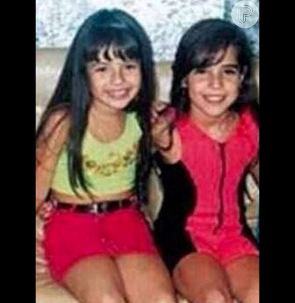 Sandy e Wanessa Camargo quando eram crianças: a foto foi compartilhada pela filha de Xororó