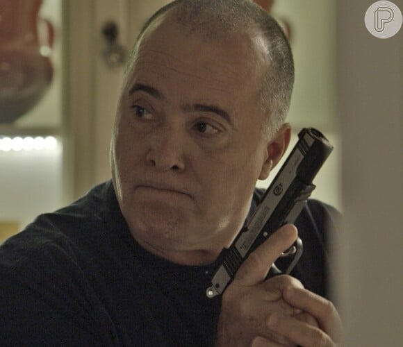 Foto: Zé Maria (Tony Ramos) será apontado por outros personagens como  assassino de Gibson (José de Abreu), na novela 'A Regra do Jogo' -  Purepeople
