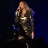 Beyoncé se apresentou no Early Education 2016 Anniversary Gala, evento beneficente da escola de sua filha, Blue Ivy, no sábado, 5 de março de 2016