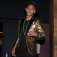 Look de Neymar é destaque no aniversário da irmã, Rafaella Santos. Fotos!