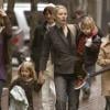 Gwyneth Paltrow tem dois filhos com o ex-marido Chris Martin: Apple e Moses