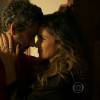 Romero (Alexandre Nero) pediu Atena (Giovanna Antonelli) em casamento em um clima para ç[a de romântico, no penúltimo capítulo da novela 'A Regra do Jogo'