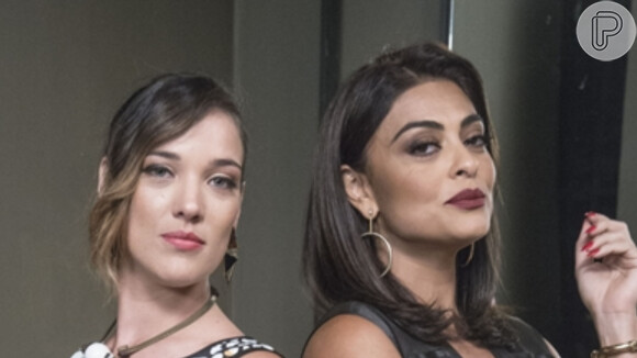 Lorena (Adriana Birolli) vai humilhar Carolina (Juliana Paes) ao assumir seu cargo na revista em 'Totalmente Demais'